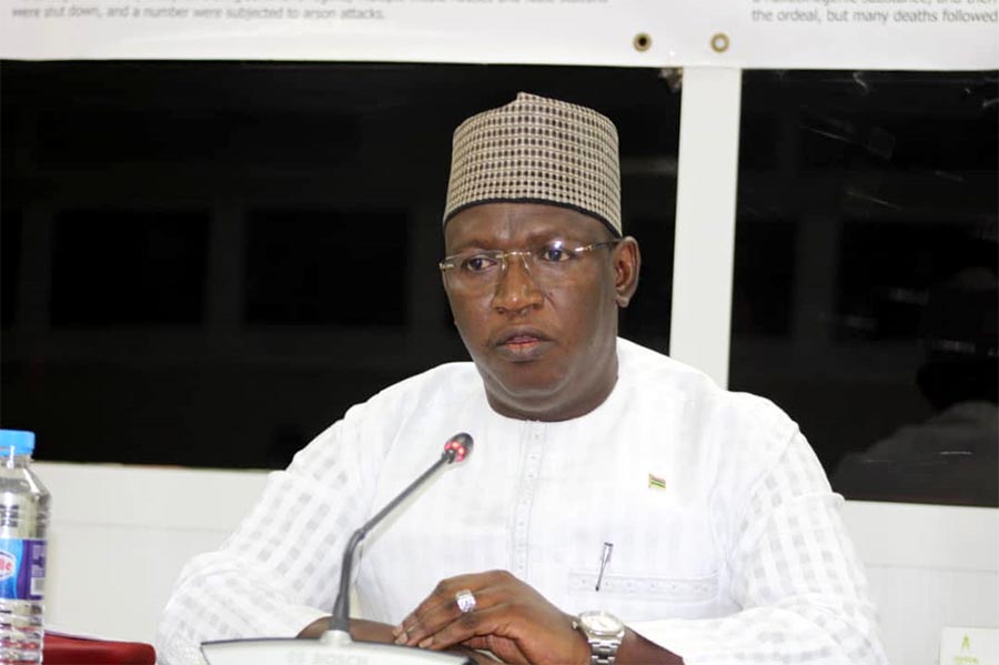 Ousman Sowe témoigne devant la commission vérité en Gambie.