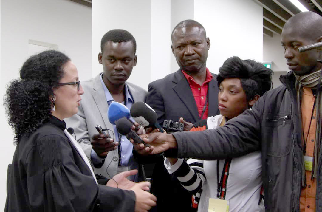 Inès Ngopot, envoyée spéciale de Radio Ndeke Luka (Centrafrique) à la Cour pénale internationale