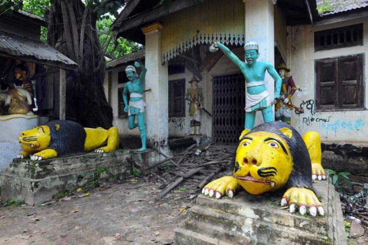 Myanmar and the protesting monks with no monastery