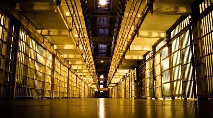 LES TRIBUNAUX DE L’ONU DEFINISSENT « LA PRISON A VIE » : PLUS DE 45 ANS DE DETENTION