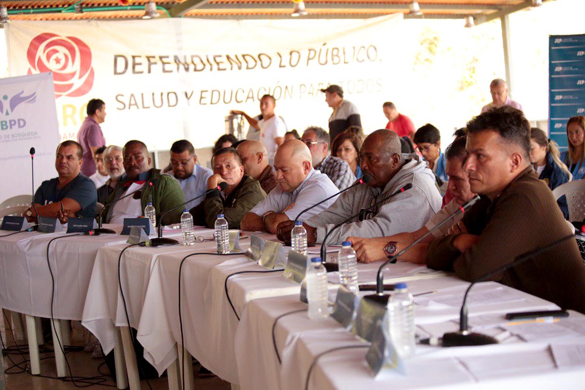 Several ex-FARC testify befor the JEP in Colombia