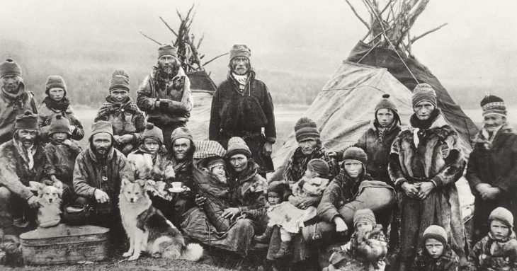 Group of nomadic Sámis