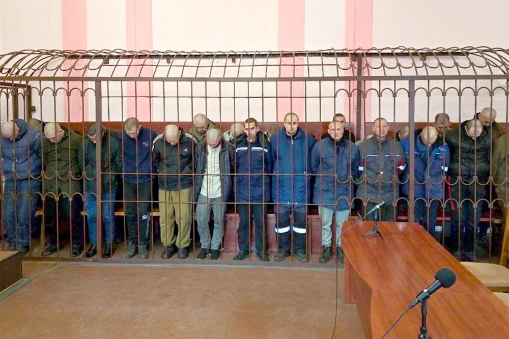 Procès russe à Donetsk : 33 prisonniers de guerre ukrainiens condamnés.