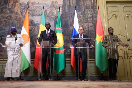 The Sahel (Niger, Mali and Burkina Faso) leaves the ICC, under Russia's influence. Photo: Three Sahelian foreign ministers attend a press conference organised by Russian Foreign Minister Sergei Lavrov in Moscow on 3 April 2025.