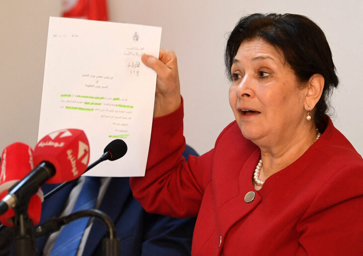 L’ancienne présidente de l’Instance vérité et dignité (IVD), Sihem Bensedrine poursuivie pour avoir « falsifié » le rapport de l’IVD.