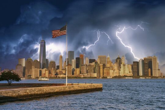 Crime of aggression: the States Parties to the International Criminal Court (ICC) are due to meet in New York (USA). Photo: storm over Manhattan (NYC).