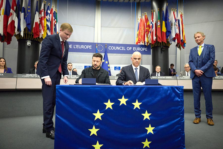 Signing of the agreement establishing a Special Tribunal for the crime of aggression against Ukraine, in Strasbourg.