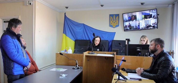 Украина: хроника судебного процесса над рядовым гражданином, преданным своим телефоном