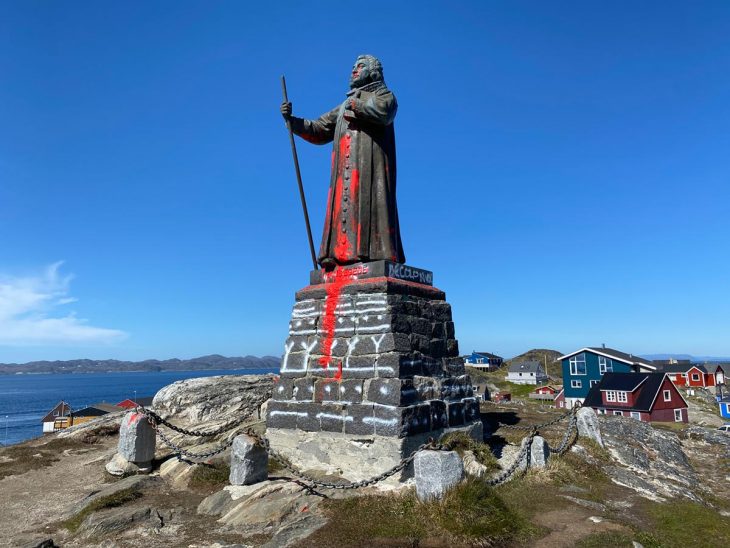 Des militants réclament une décolonisation mentale au Groenland