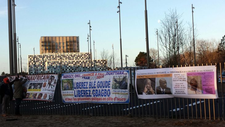 Procès Gbagbo: la CPI critiquée après la divulgation des noms de témoins protégés