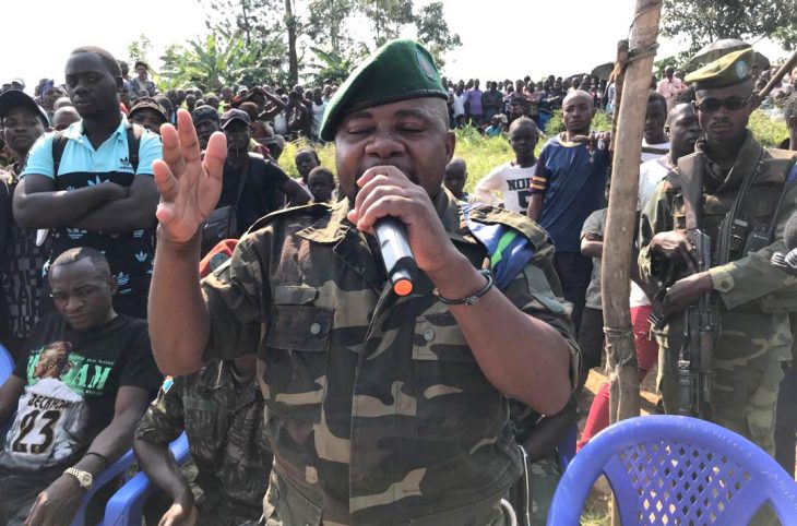 Le mandat d’arrêt contre un chef milicien congolais suscite inquiétude et suspicion