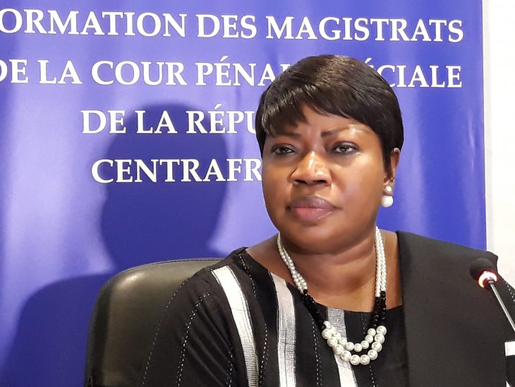 Enquêtes sur la Centrafrique: 'Pas de concurrence entre la CPI et la Cour Pénale Spéciale', assure Mme Bensouda